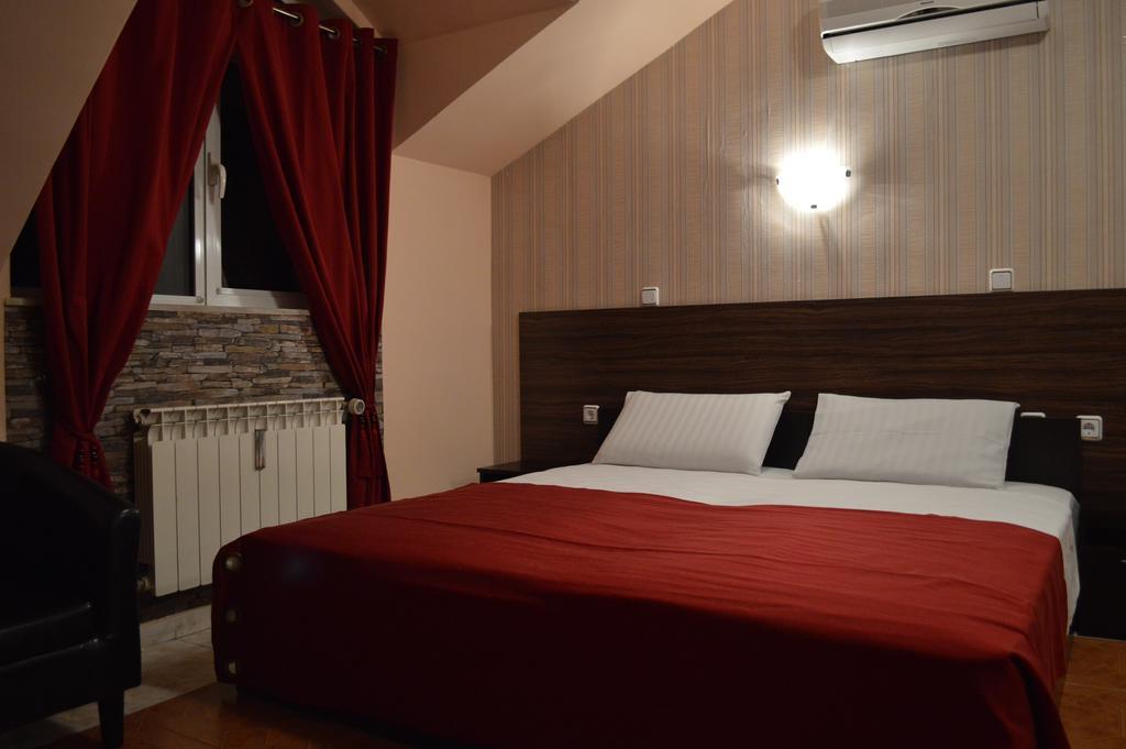 Bon Bon Hotel Sofia Room photo